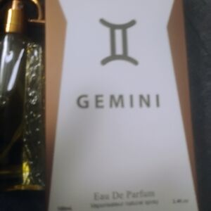 Gemini Eau de Parfum Spray - White & Rose Gold Packaging